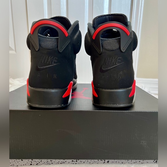 Men’s Nike Air Jordan 6 Retro (Black/Infrared) Size 12 - Picture 4 of 8
